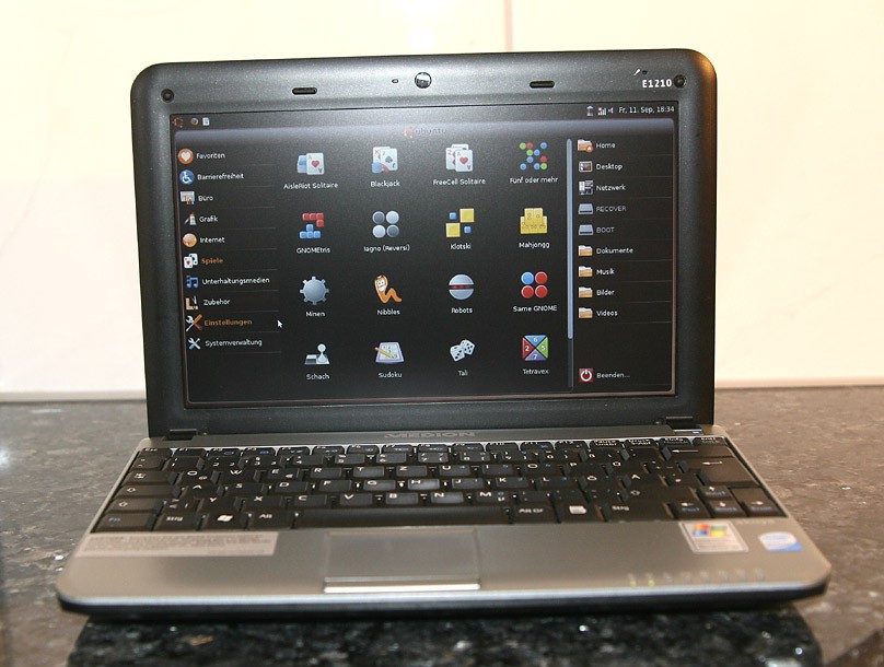 Netbook mit 10 Zoll Farb-Display