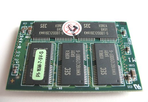 16 MB Arbeitsspeicher von SEC