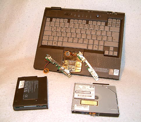 Lieferumfang des Compaq Armada E500
