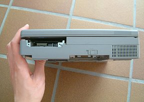 rechte Seite des Notebooks