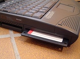 internes Diskettenlaufwerk