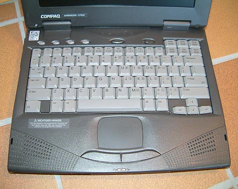 gepflegte Tastatur mit QWERTY Layout