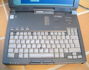 gepflegte Tastatur mit deutschem Layout
