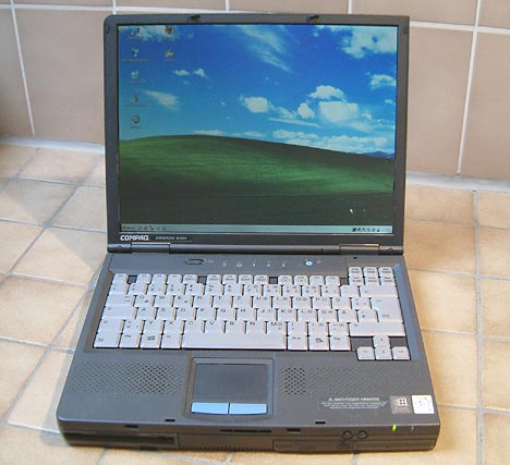 Compaq Armada E500