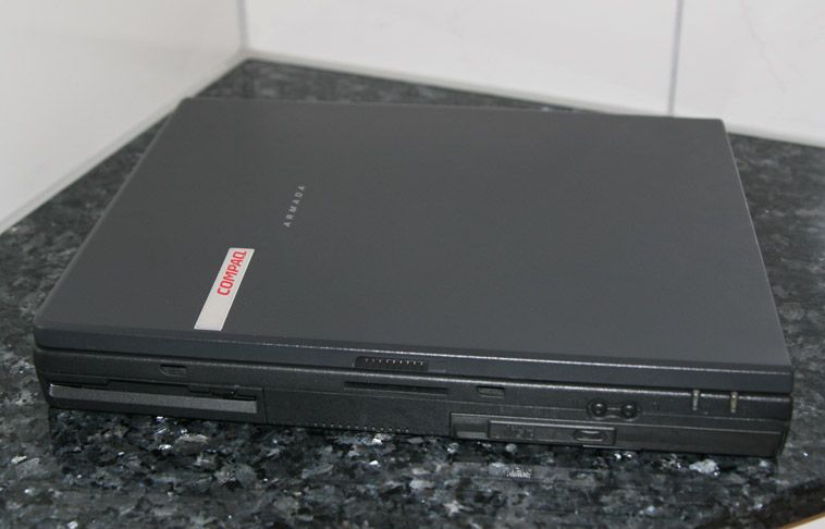 Compaq Armada E500