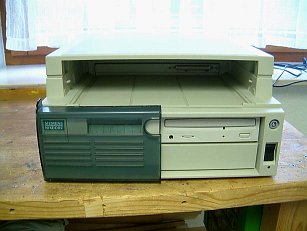 Docking Station mit CD-ROM Laufwerk